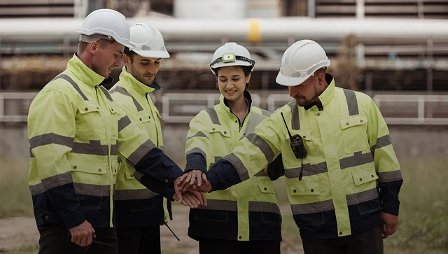 construction worker team